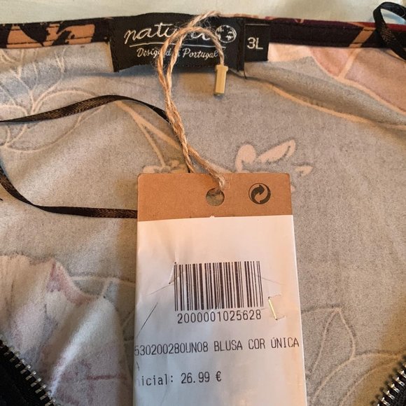 NWT - Beautiful Blouse, Black with Floral, Zippered Neckline SZ L - Picture 8 of 8